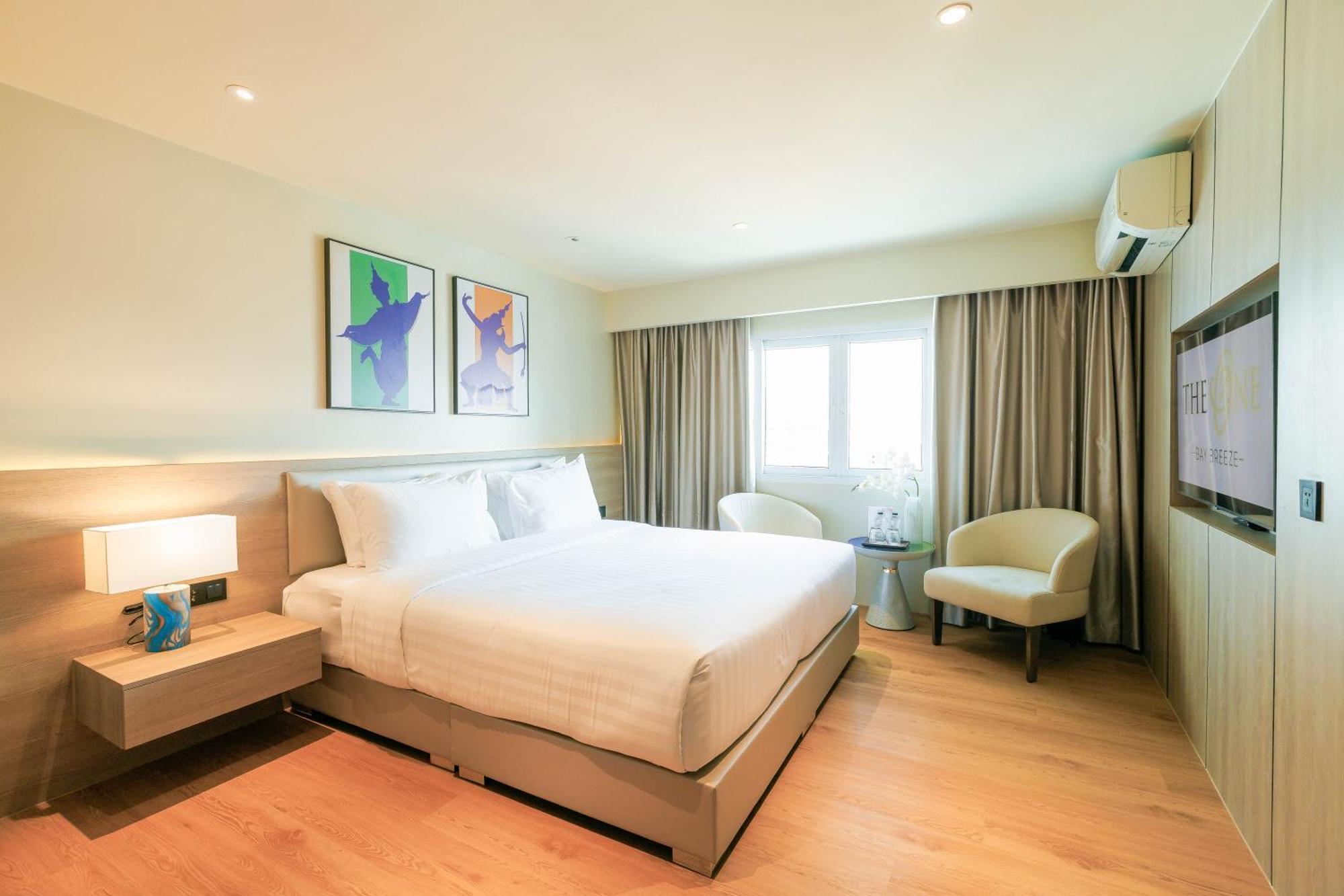 The One Bay Breeze Hotel Патая Екстериор снимка