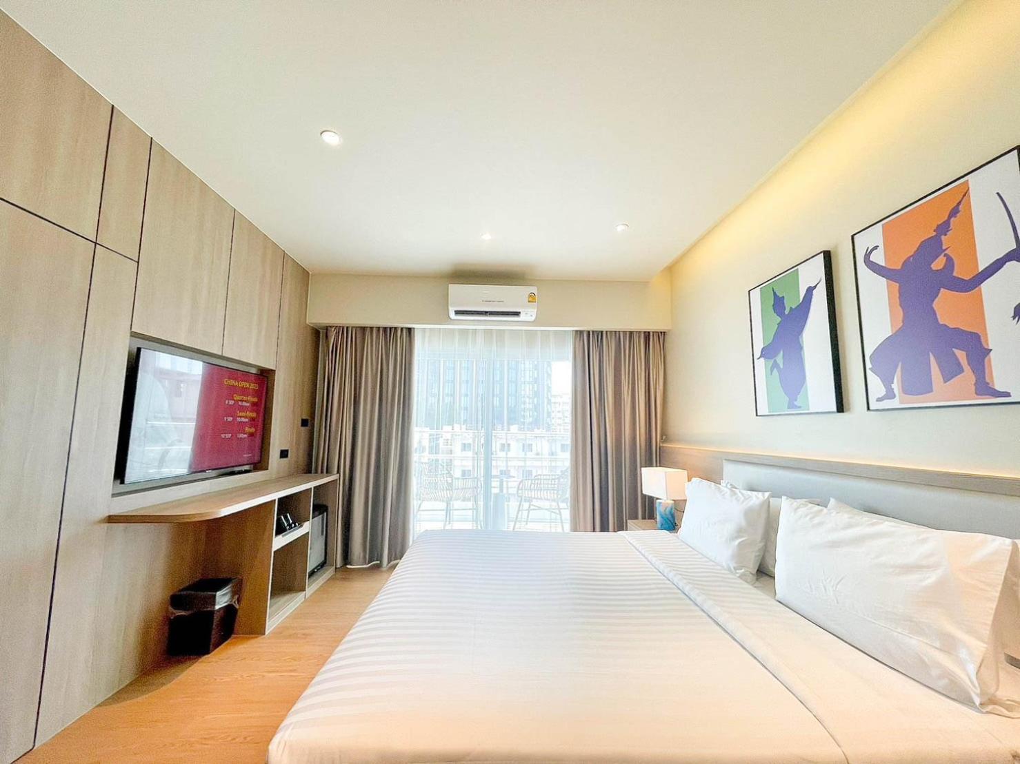The One Bay Breeze Hotel Патая Екстериор снимка