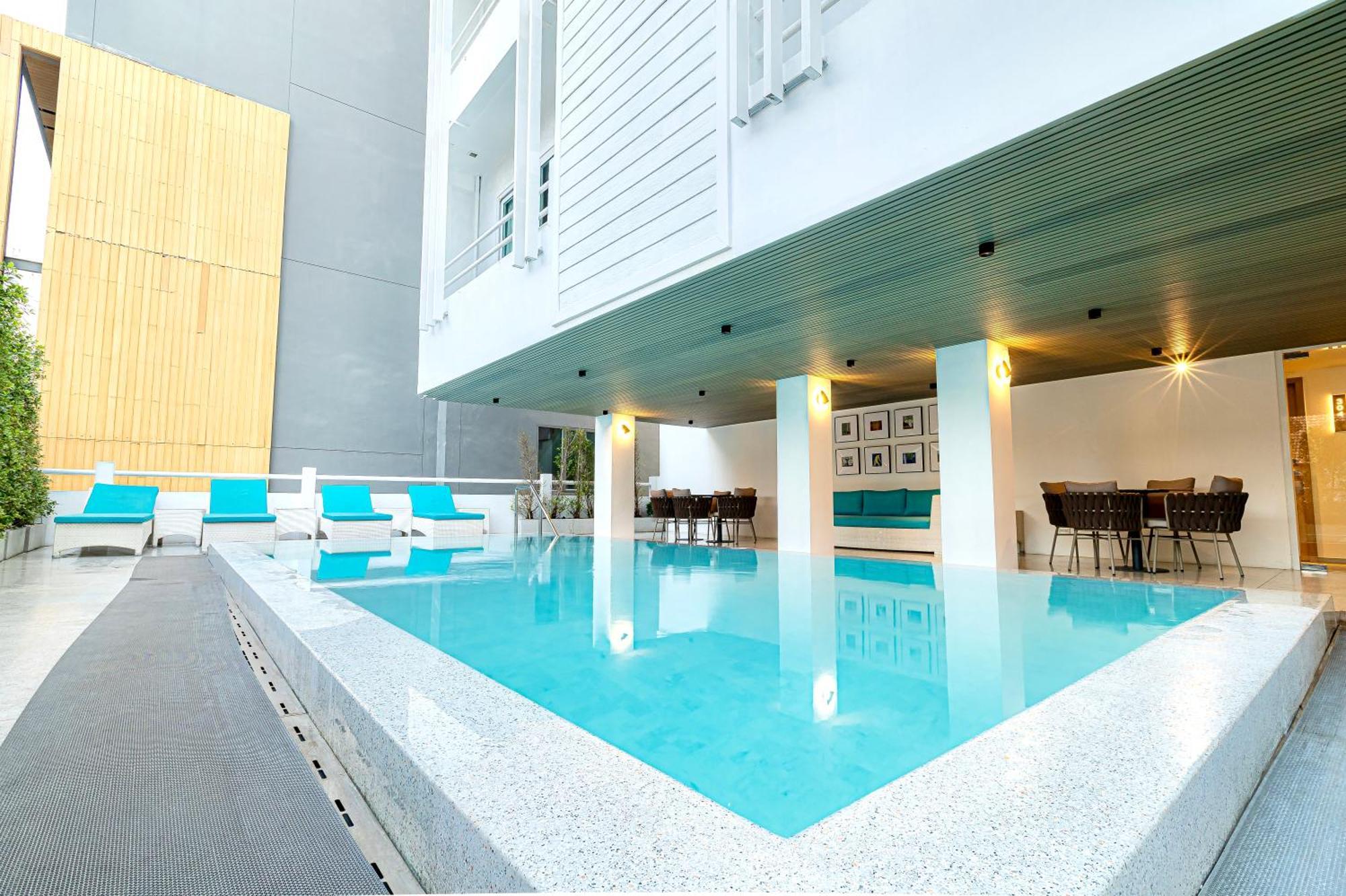 The One Bay Breeze Hotel Патая Екстериор снимка