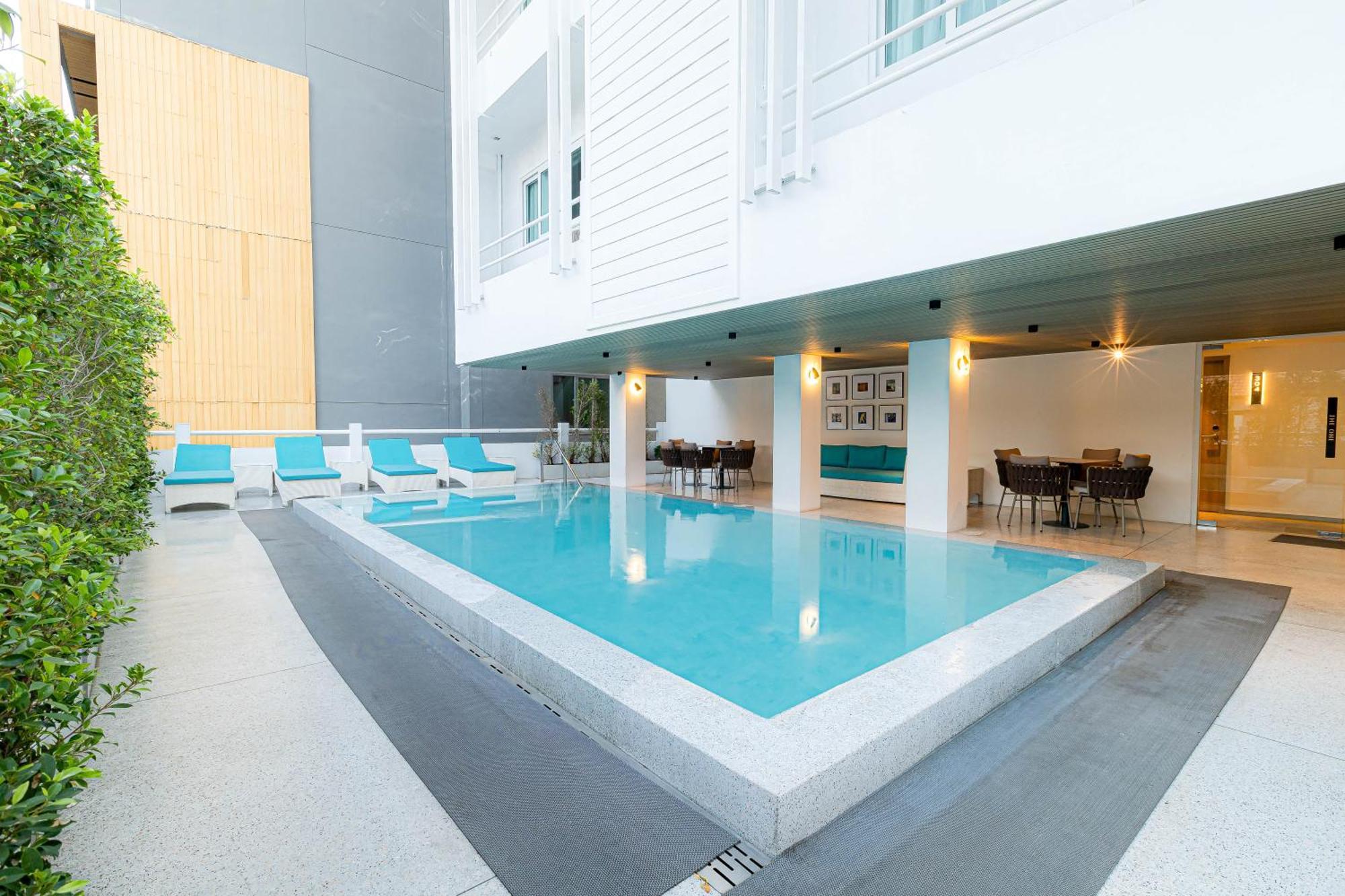 The One Bay Breeze Hotel Патая Екстериор снимка